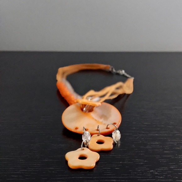 Handmade Shell Necklace - Picture 2 of 6